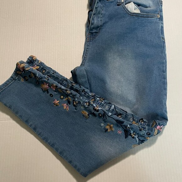 Embroidered Skinny Jeans Petite - Picture 3 of 5